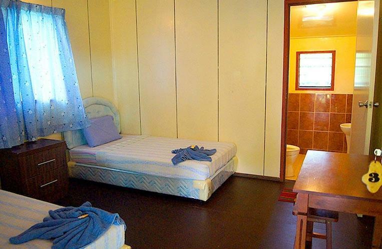 Sukau Backpackers B&B Экстерьер фото